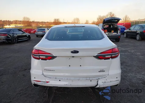 2020 Ford Fusion Hybrid Se z USA, uszkodzony, nr VIN 3FA6P0LU8LR183176
